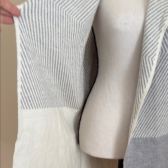 Lineamaglia Made in Italy Wool Blend Women L Stripe Hood Sweater Vest Gray Cream - Picture 3 of 8